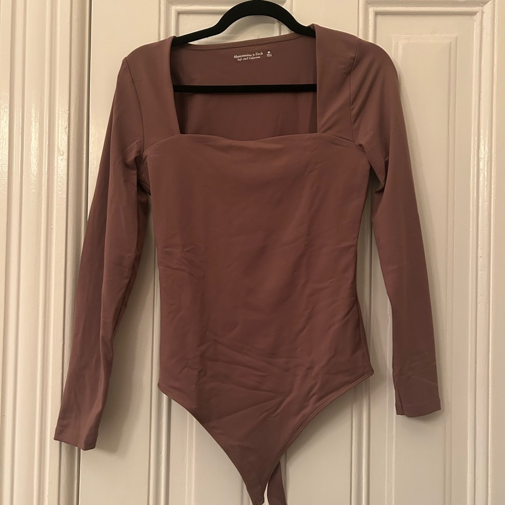 Abercrombie & Fitch Dusty Rose Long Sleeve Bodysuit